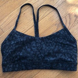 LULULEMON FLOW Y BRA NULU- Wild Camo